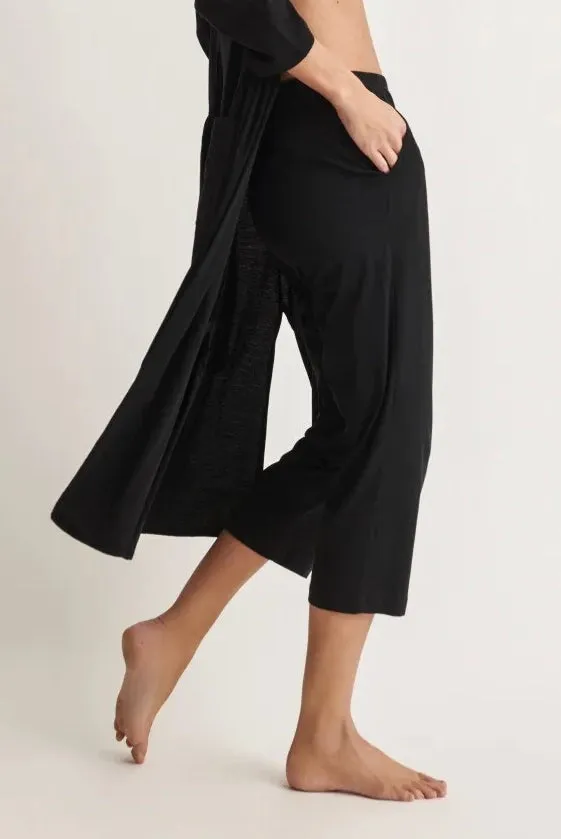 CARLYN Crop Pants in Black