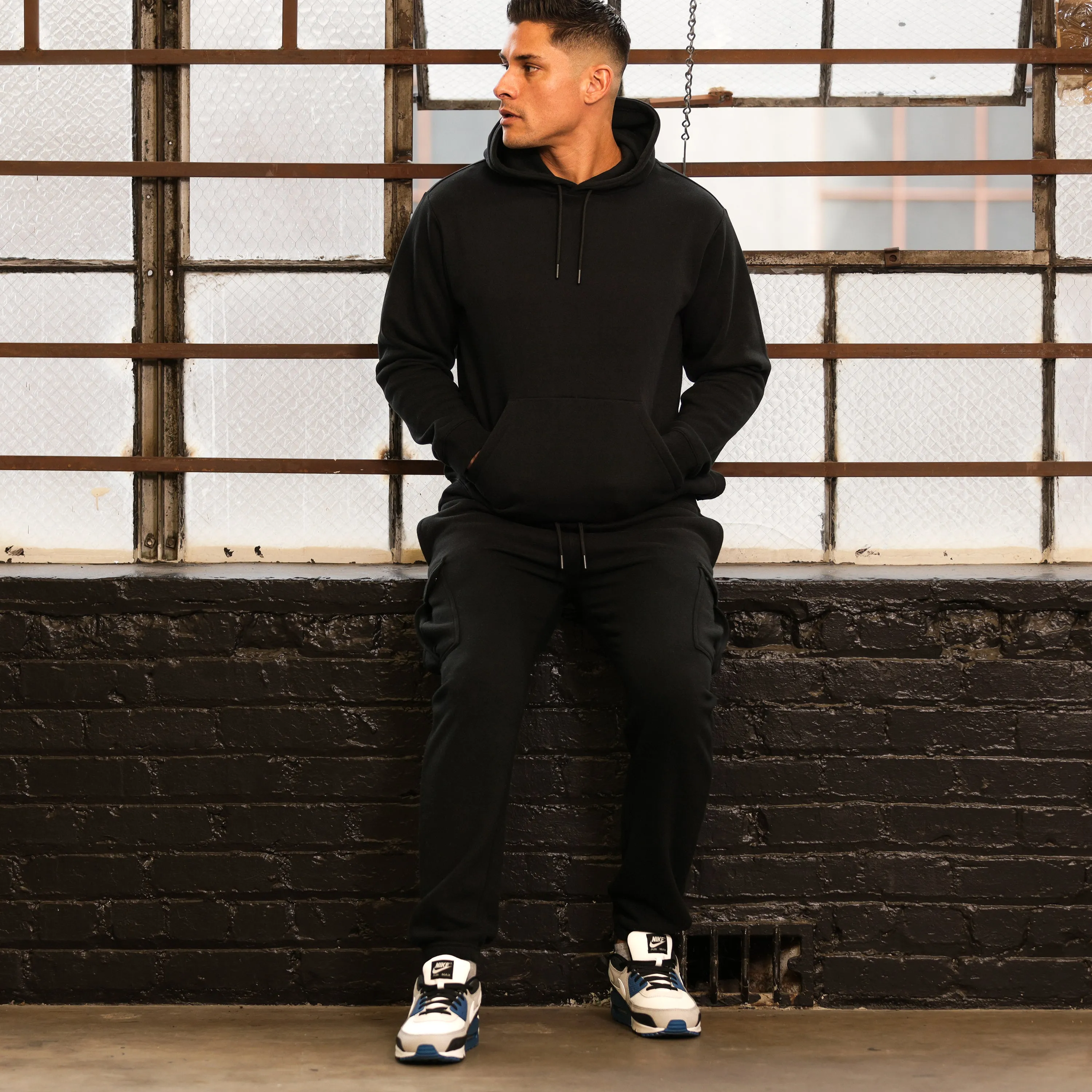 Classic Fleece Cargo Sweatpant - Mens