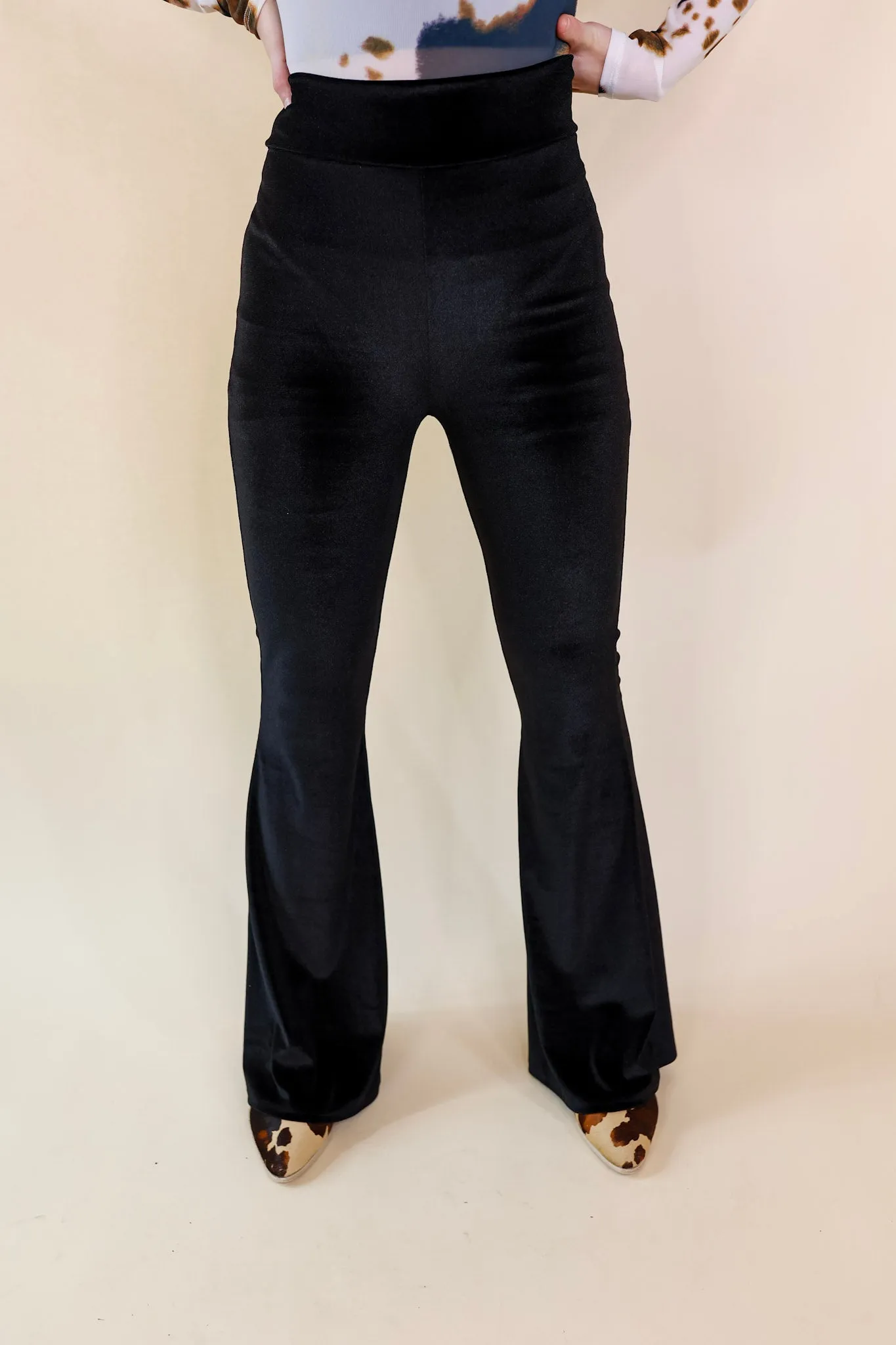 Luxe Standard Velvet Bell Bottom Pants in Black