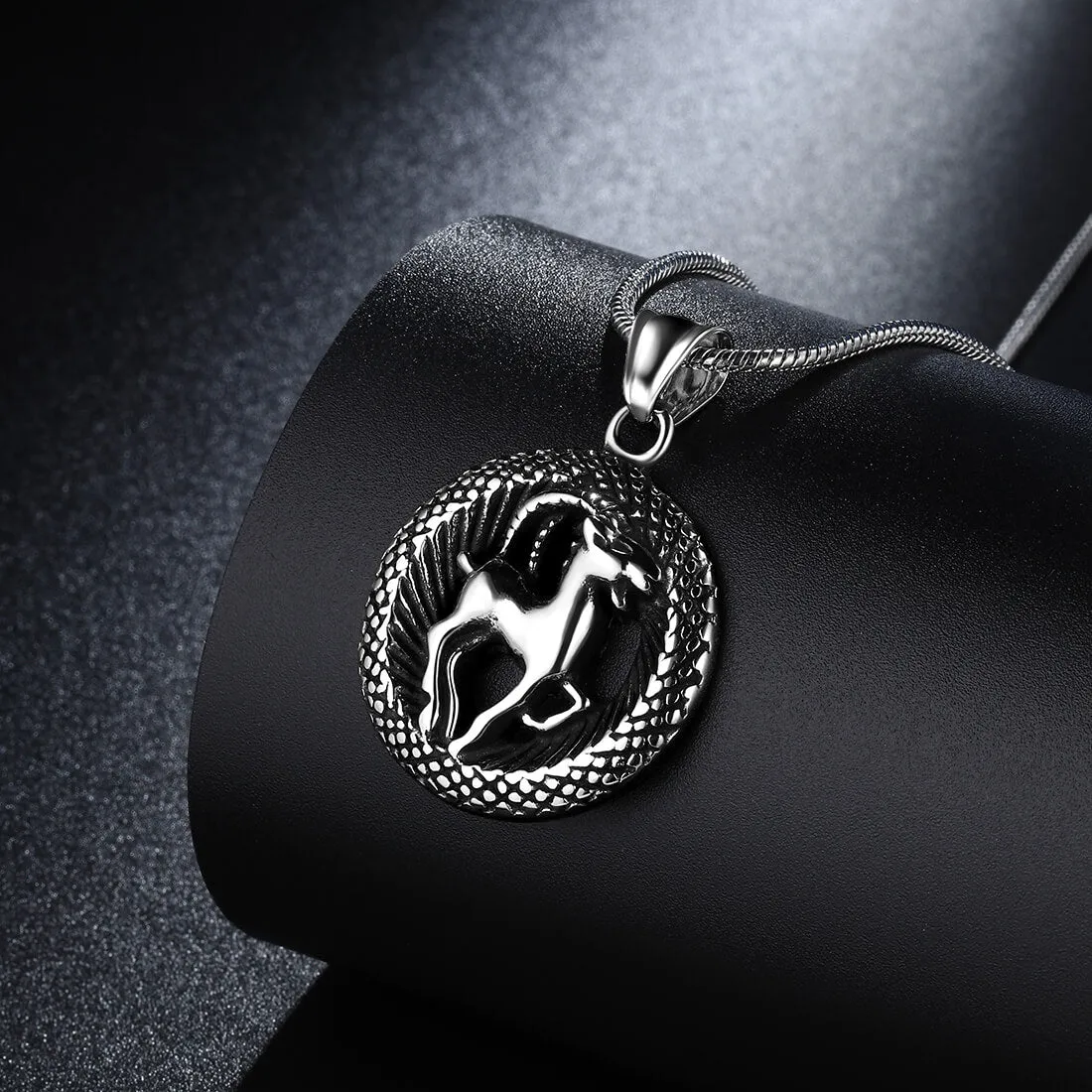 Men Zodiac Capricorn Necklace Pendant Star Sign Constellation Jewelry Women Boys Girls Birthday Gift