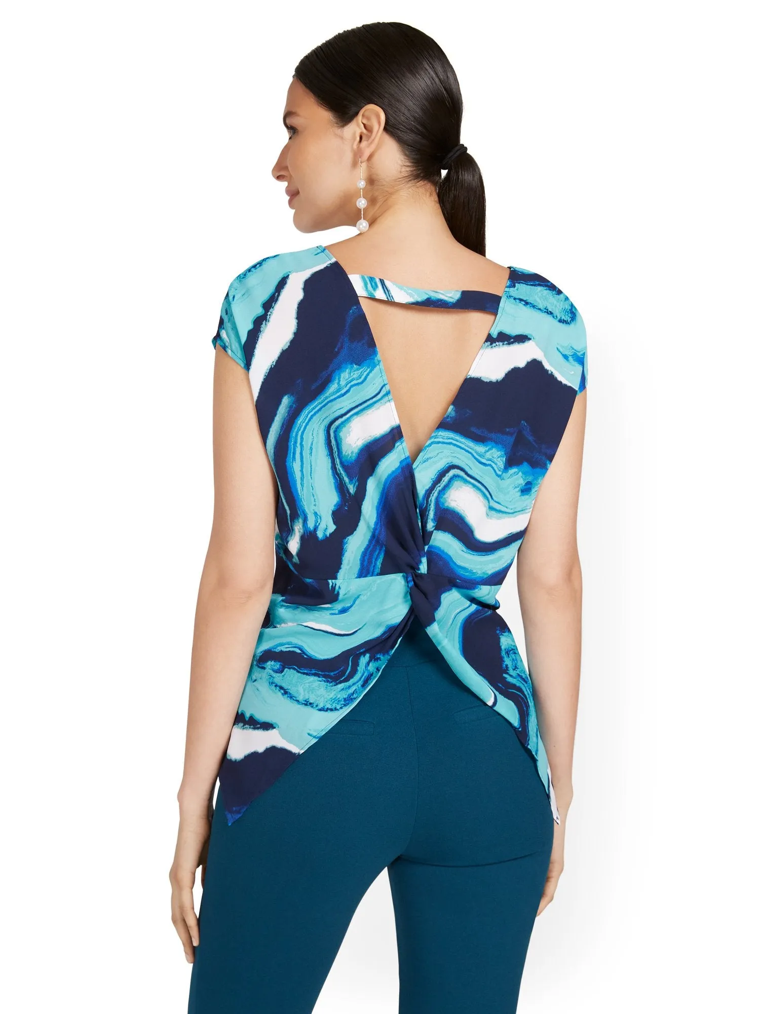 Printed Twist-Back Tee