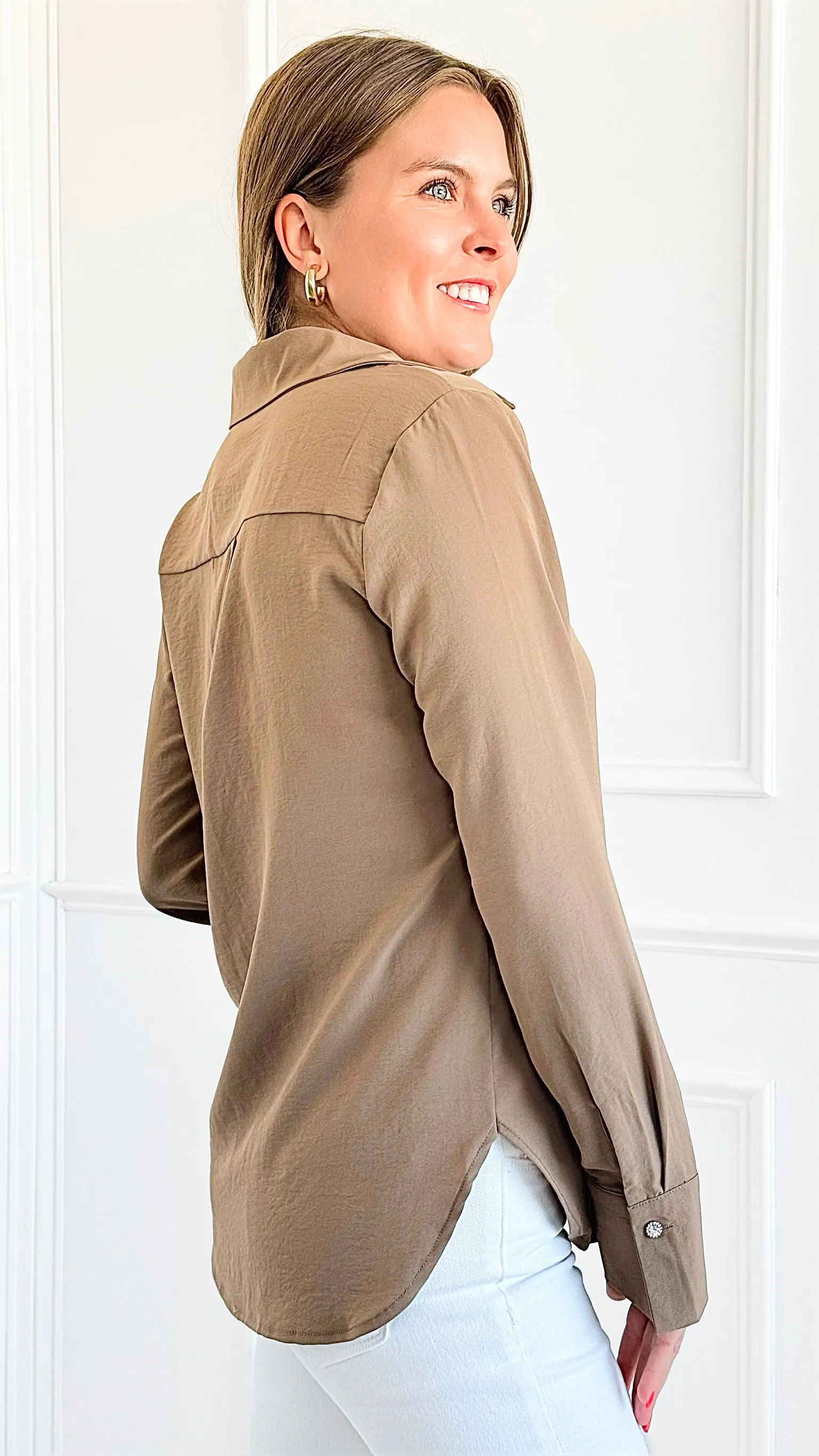 Sierra Luxe Button Down Top - Tan