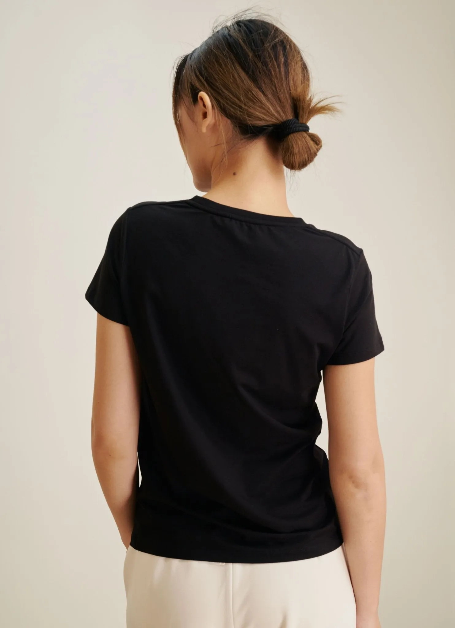 SIGNATURE relaxed jersey tee (Black)